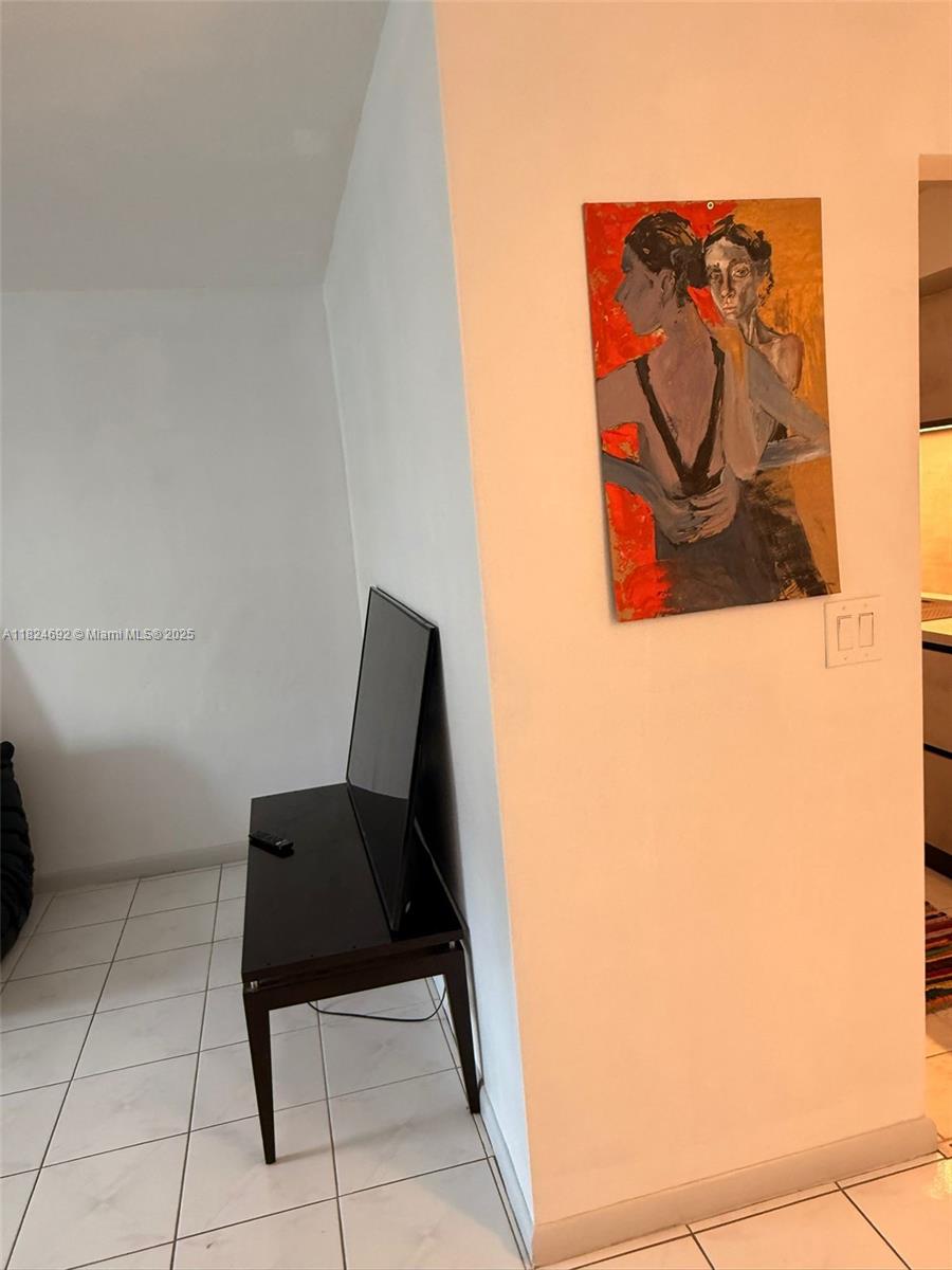 YORKDALES CARALLTON ISLE - Residential