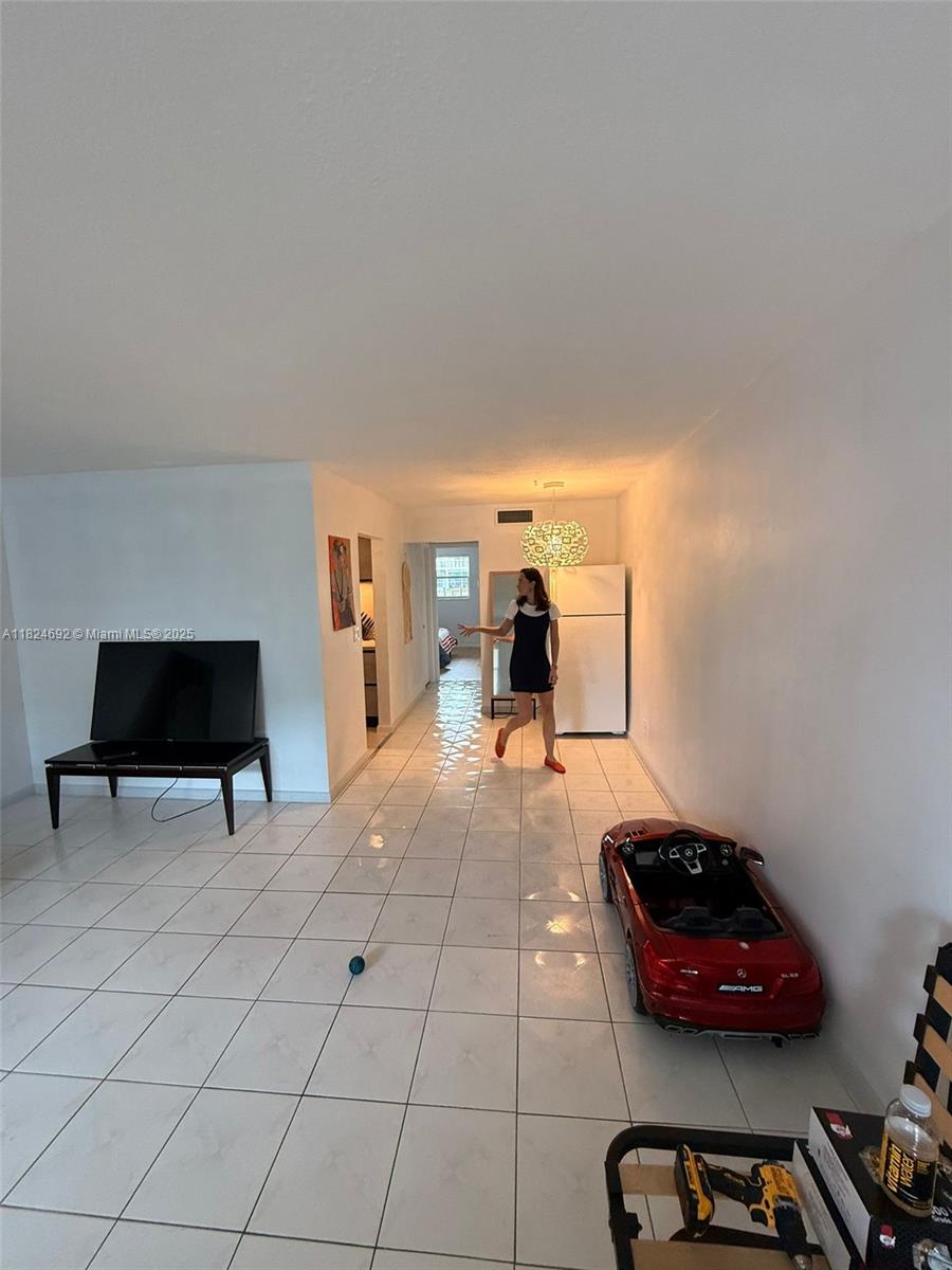 YORKDALES CARALLTON ISLE - Residential