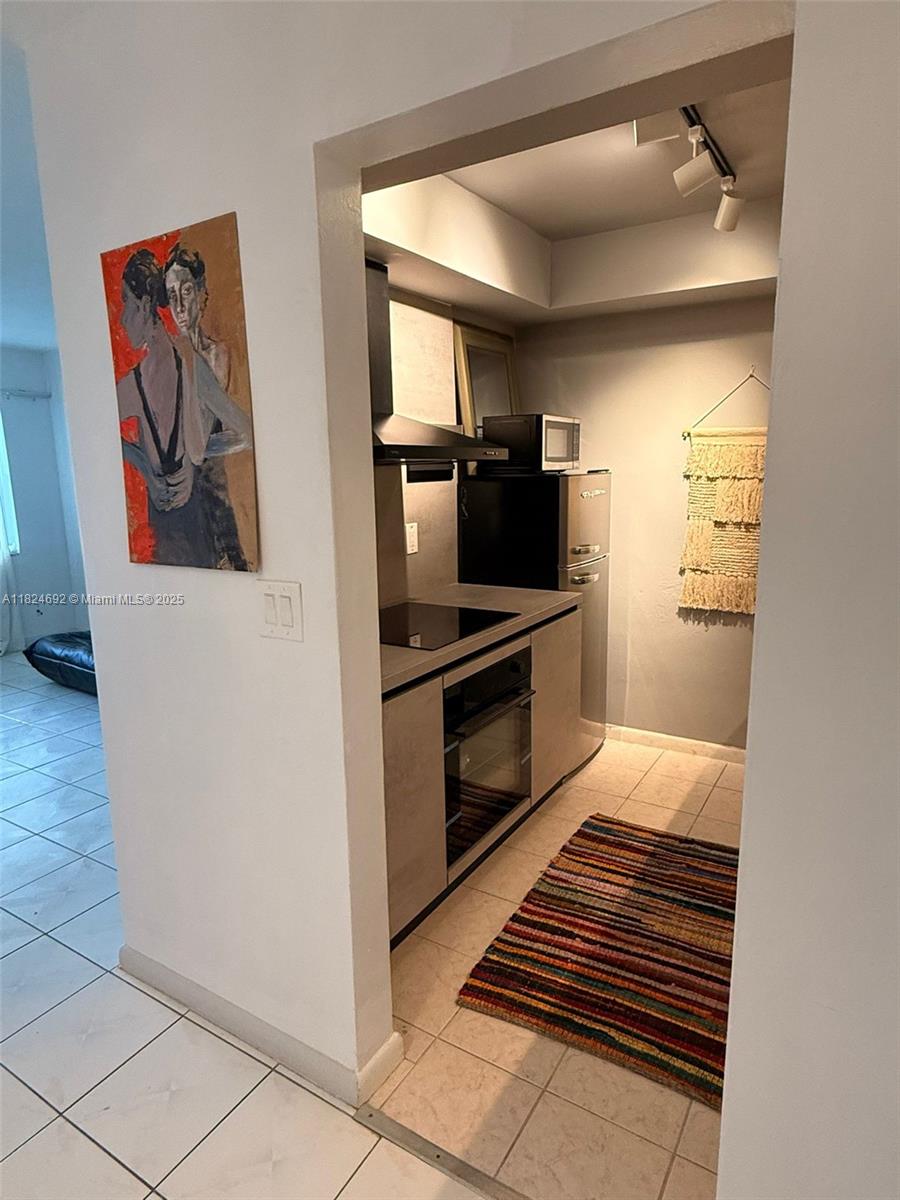 YORKDALES CARALLTON ISLE - Residential