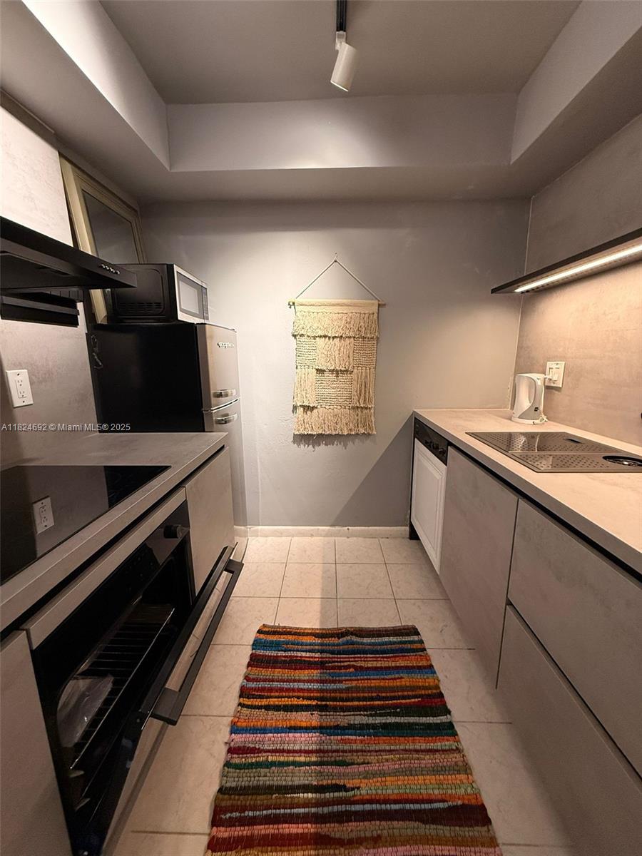 YORKDALES CARALLTON ISLE - Residential