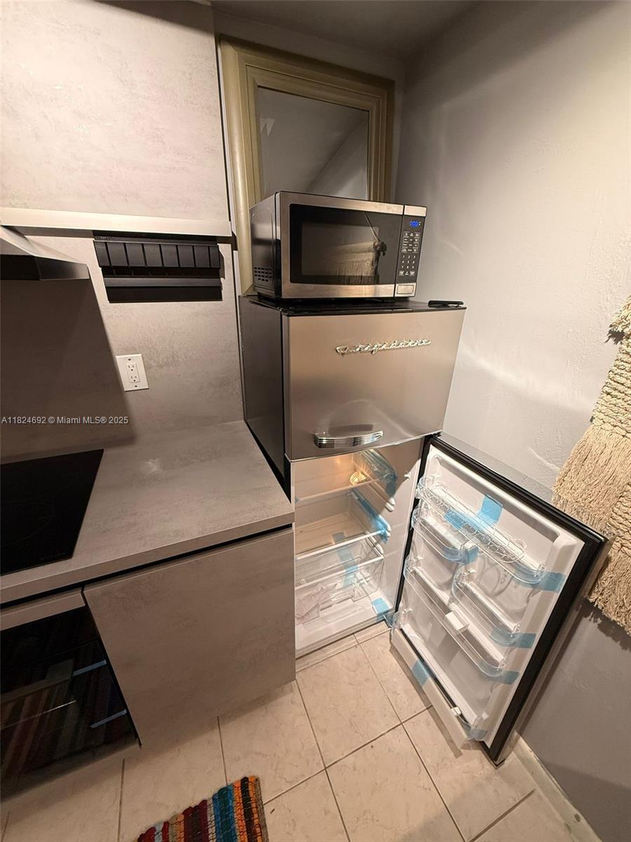 YORKDALES CARALLTON ISLE - Residential