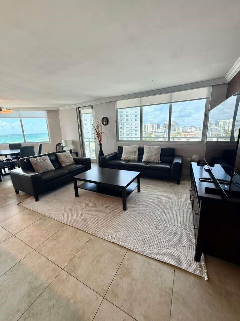BURLEIGH HOUSE CONDO - Residential Lease