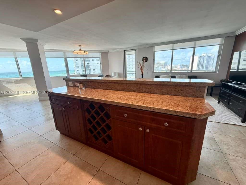BURLEIGH HOUSE CONDO - Residential Lease