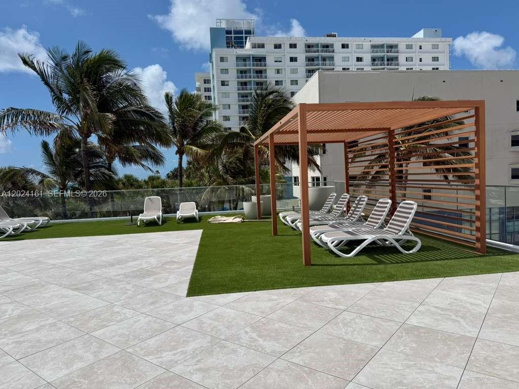 BURLEIGH HOUSE CONDO - Residential Lease
