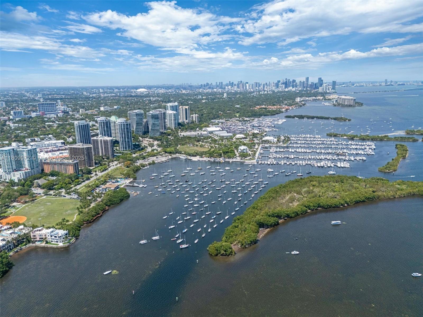 YACHT HARBOUR CONDO - Residential
