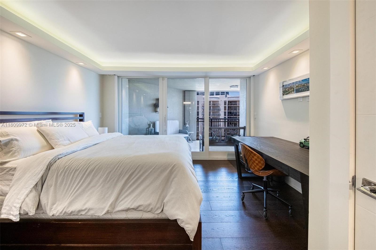 YACHT HARBOUR CONDO - Residential