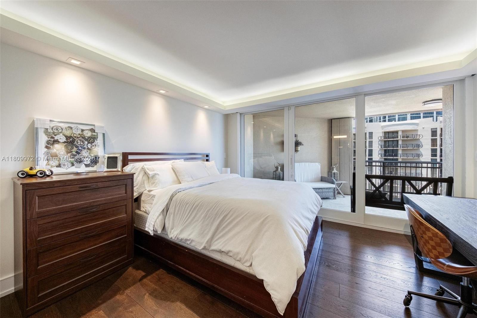 YACHT HARBOUR CONDO - Residential