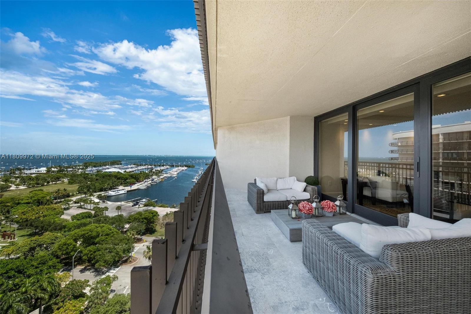 YACHT HARBOUR CONDO - Residential