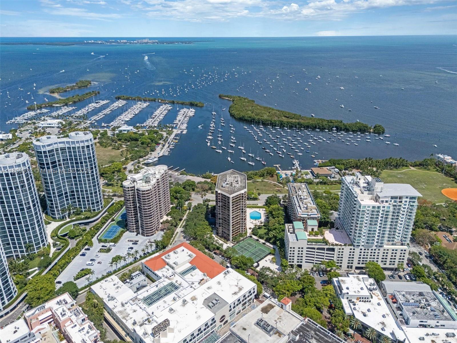 YACHT HARBOUR CONDO - Residential