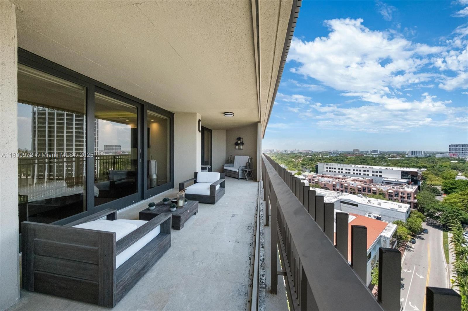 YACHT HARBOUR CONDO - Residential