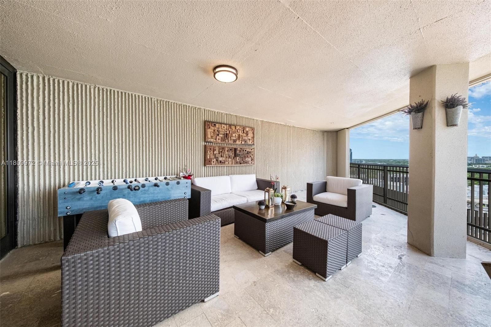 YACHT HARBOUR CONDO - Residential