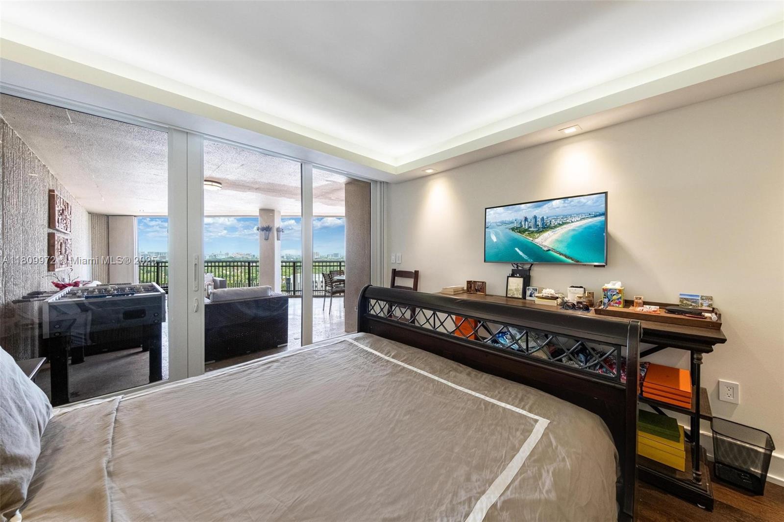 YACHT HARBOUR CONDO - Residential