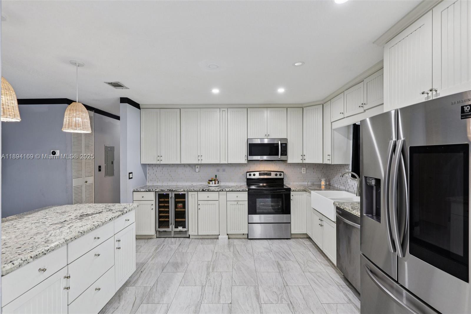 WELLEBY UNIT 1 - Residential