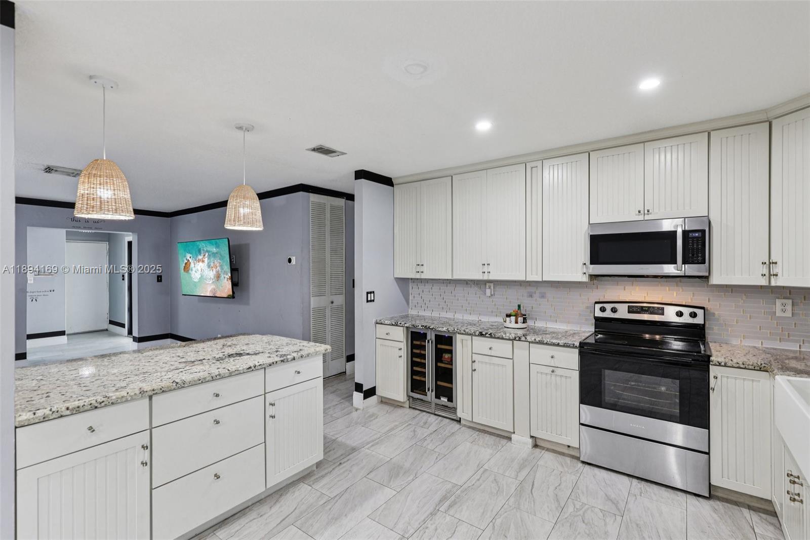 WELLEBY UNIT 1 - Residential