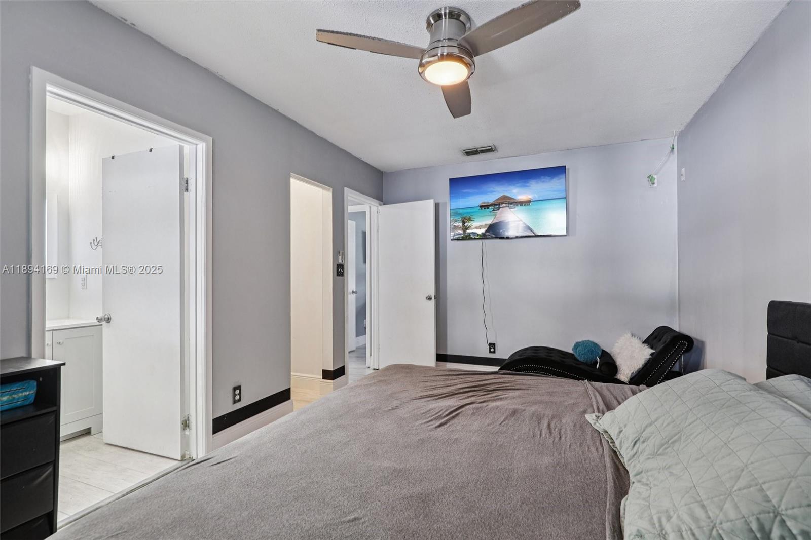 WELLEBY UNIT 1 - Residential