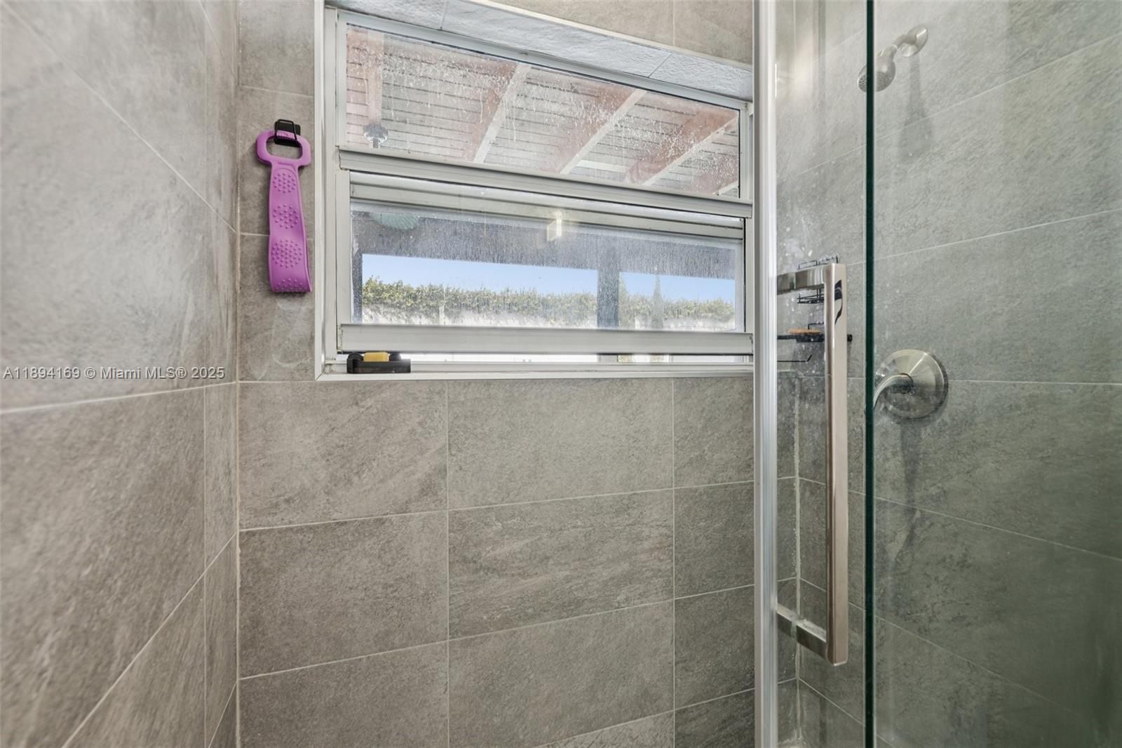 WELLEBY UNIT 1 - Residential