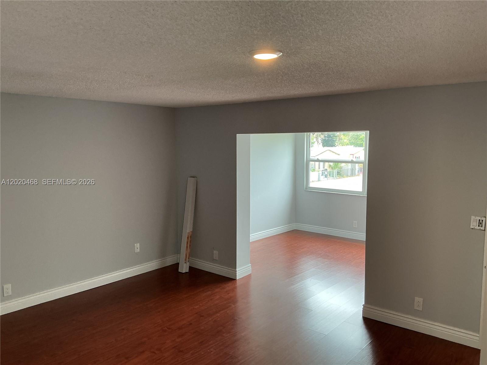 BLUE LAKE TOWNHOUSES COND - Residential