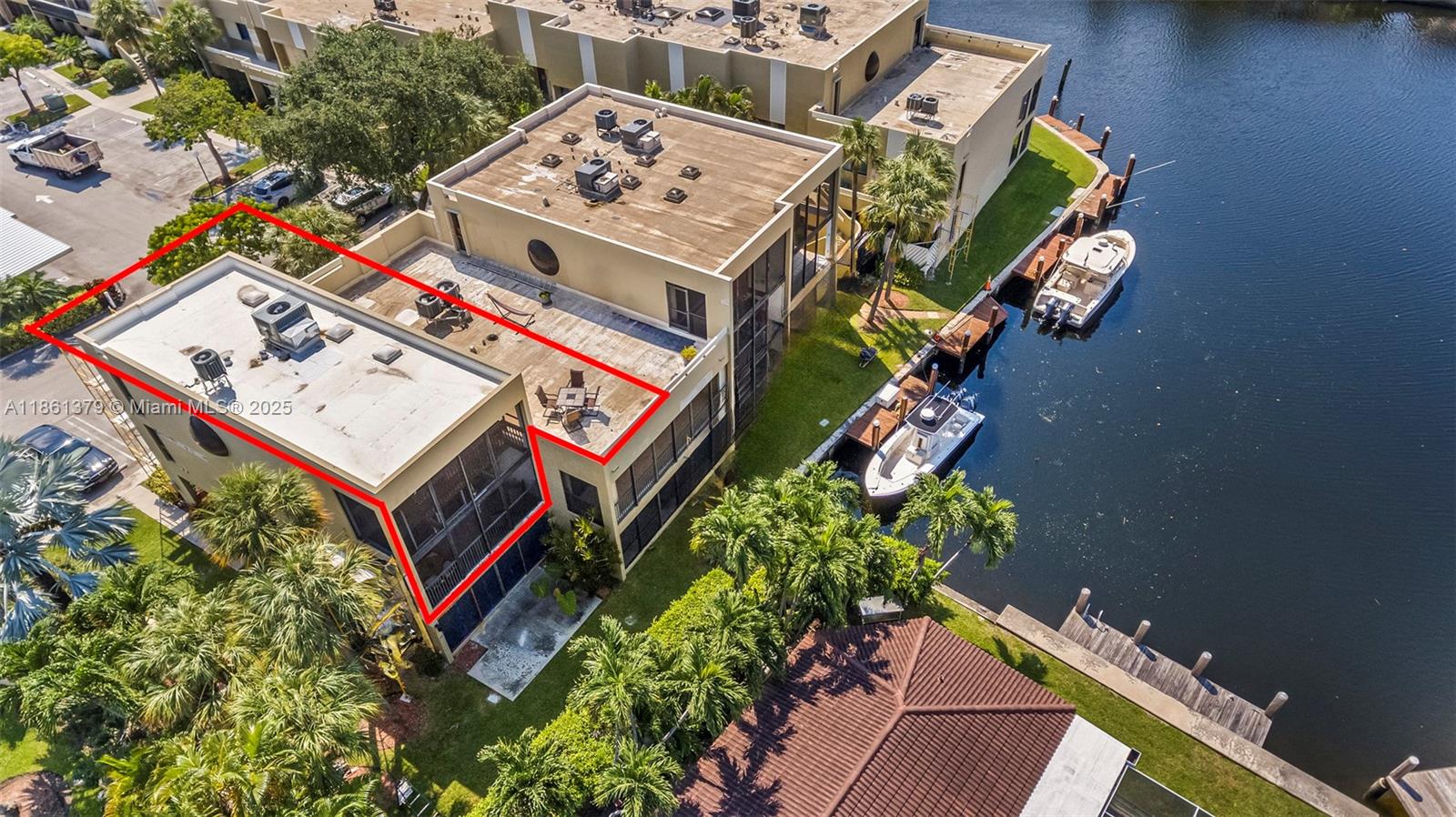 NOBEL POINT CONDO - Residential