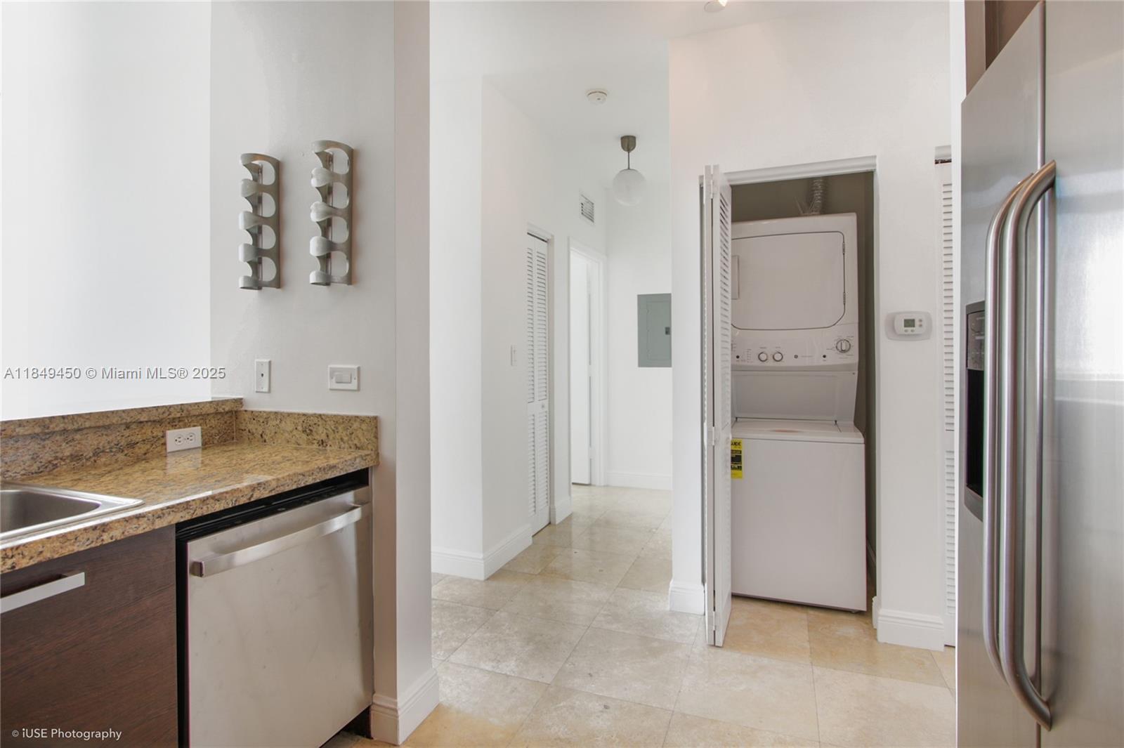 2525 SW 3rd Ave PH-04