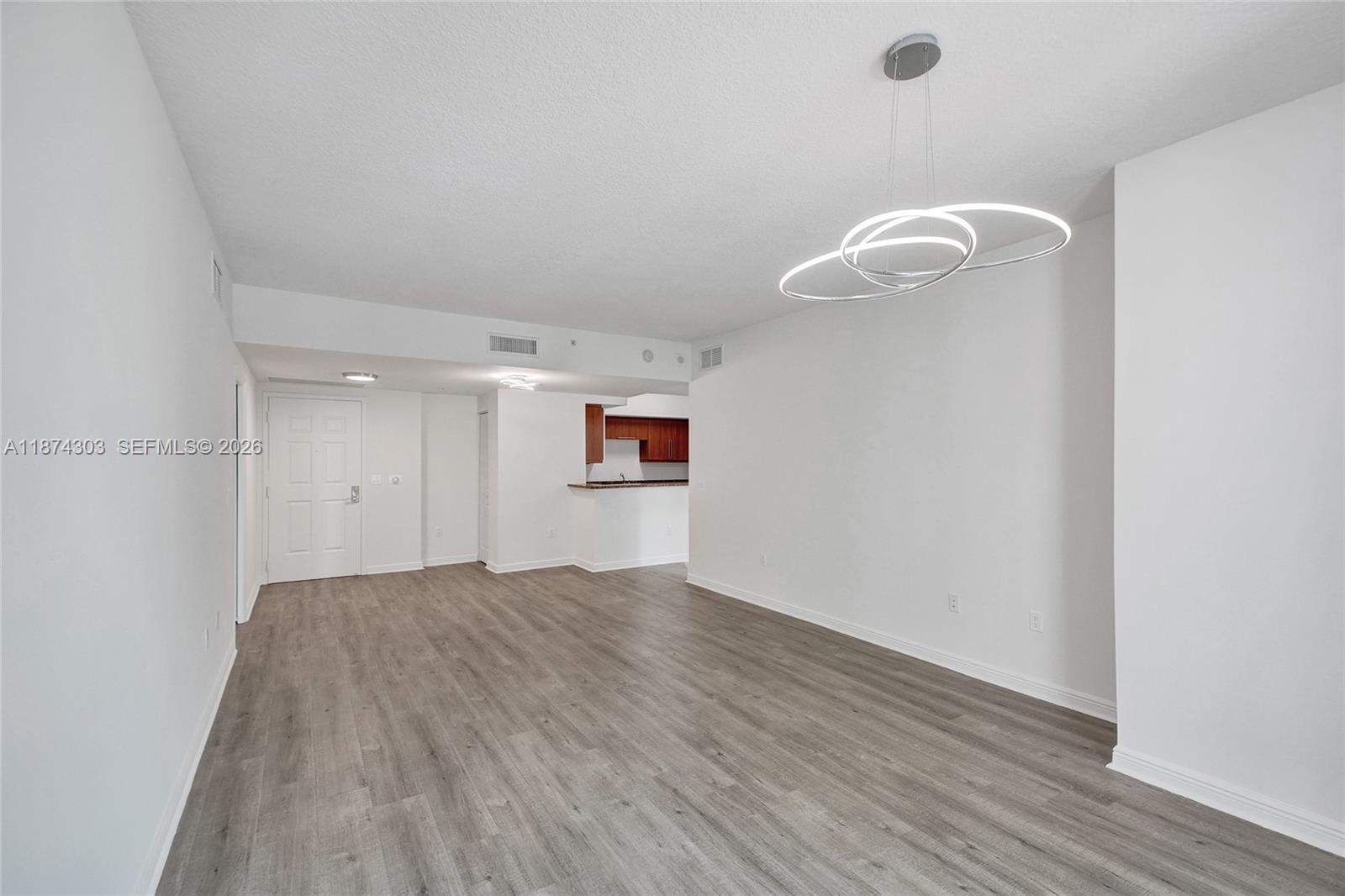 PUERTA DE PALMAS CONDO - Residential