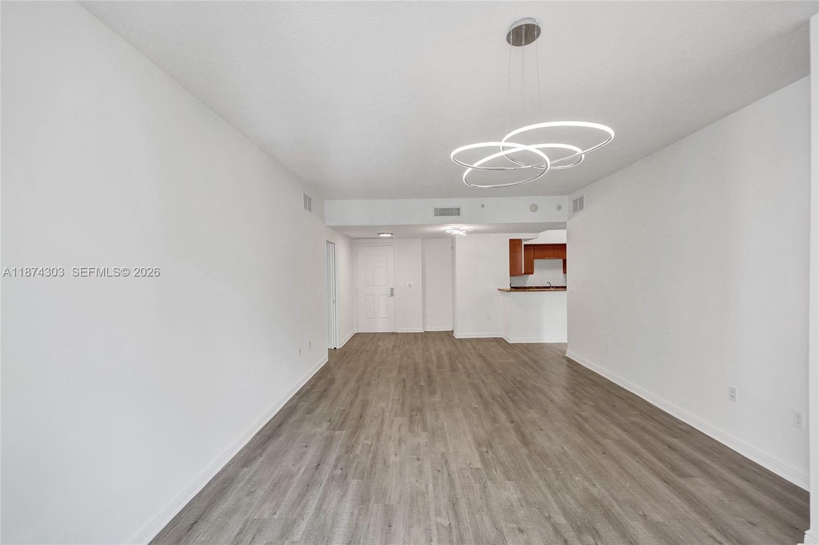 PUERTA DE PALMAS CONDO - Residential