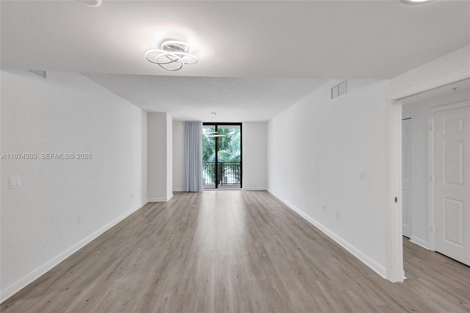 PUERTA DE PALMAS CONDO - Residential