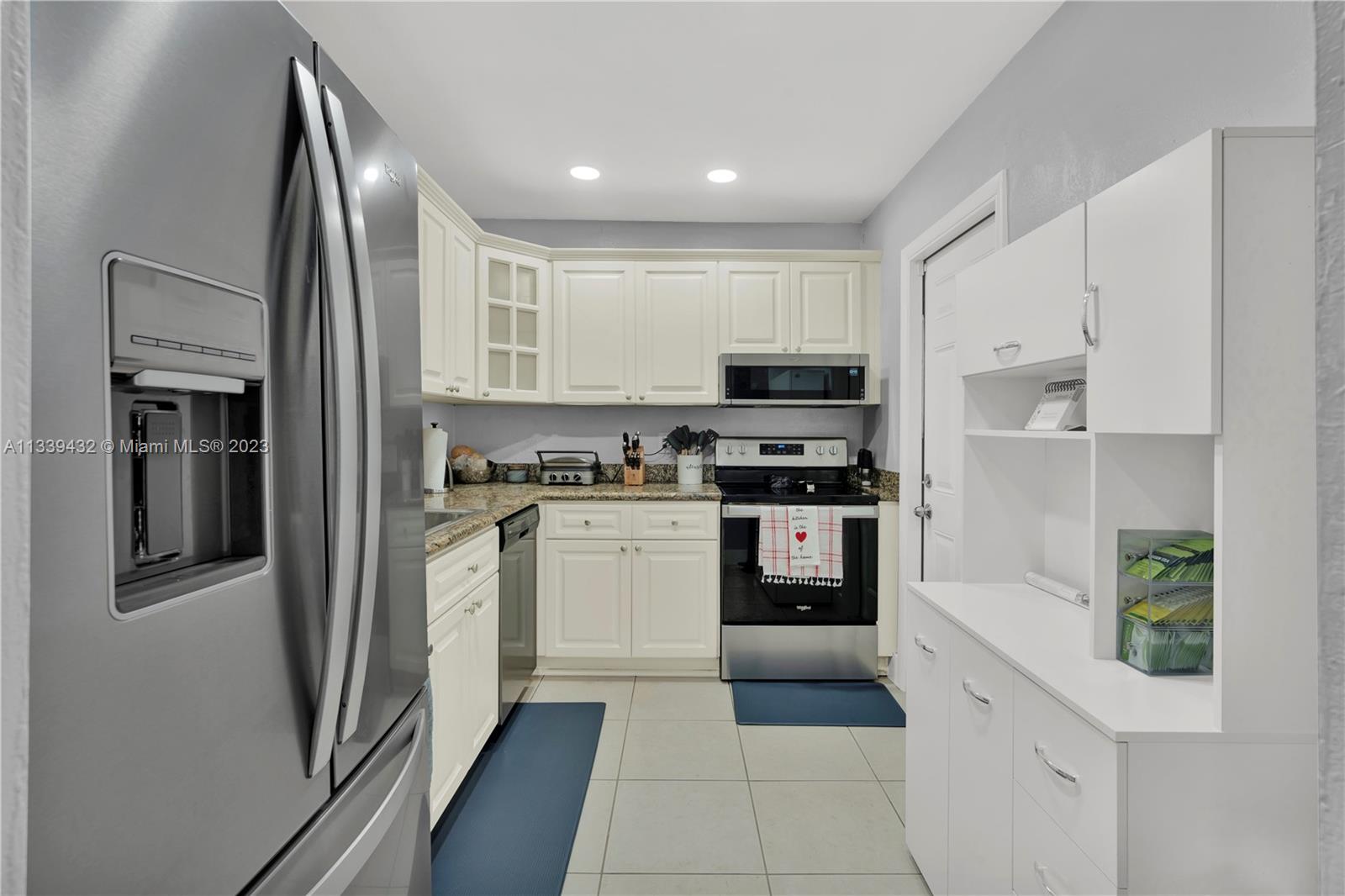 Photo 6 of 21 of 7825 Miller Dr C112 condo