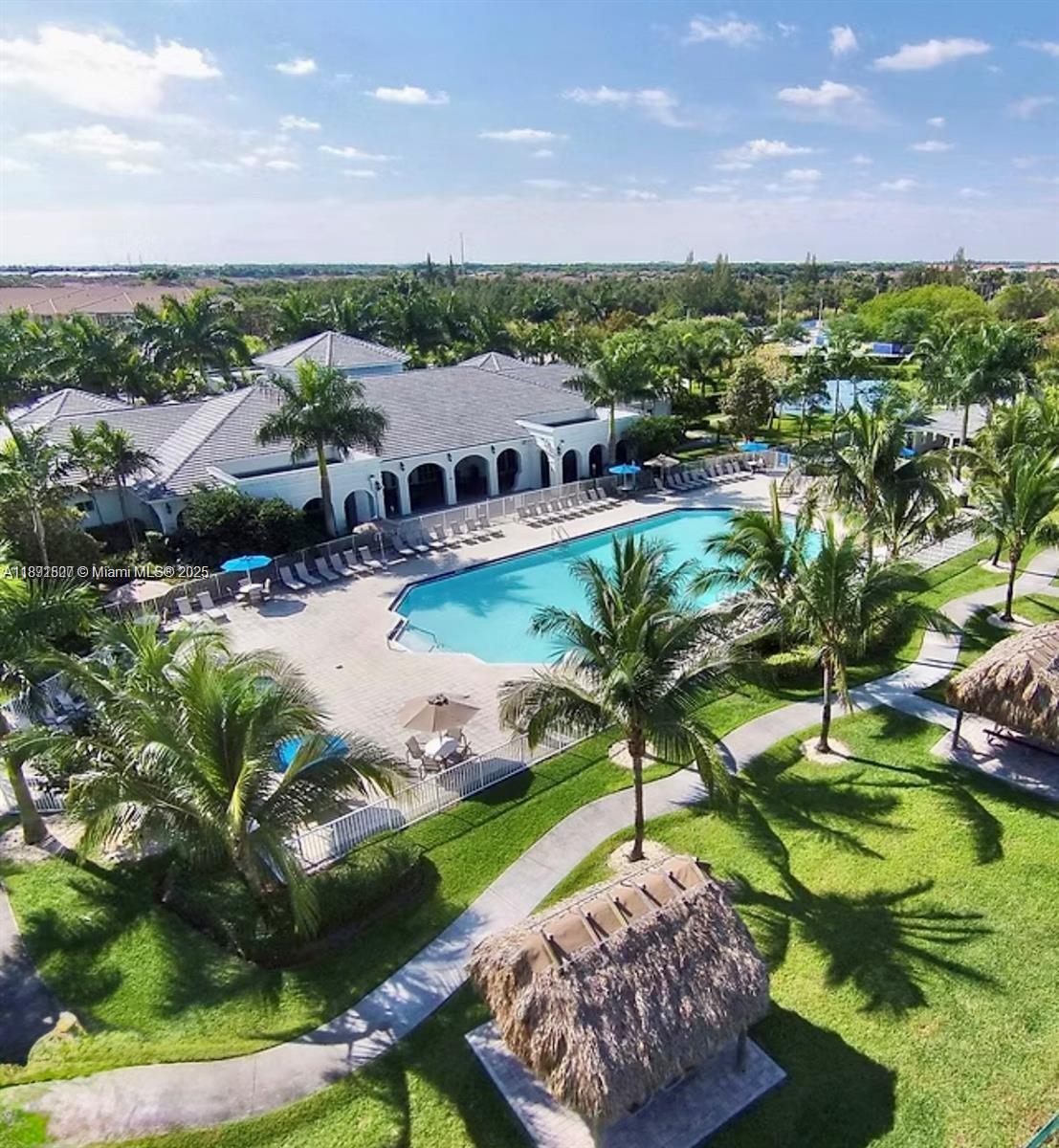 PROMENADE SHORES AT DORAL - Residential