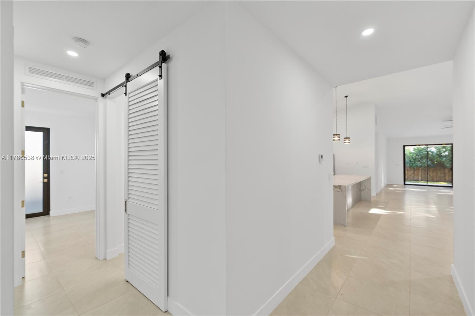 SILVER PINES - Residential