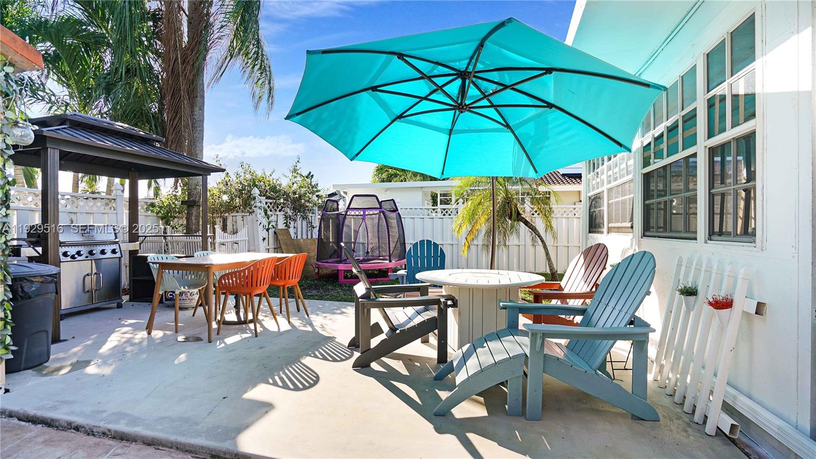 PASADENA LAKES SOUTH - Residential