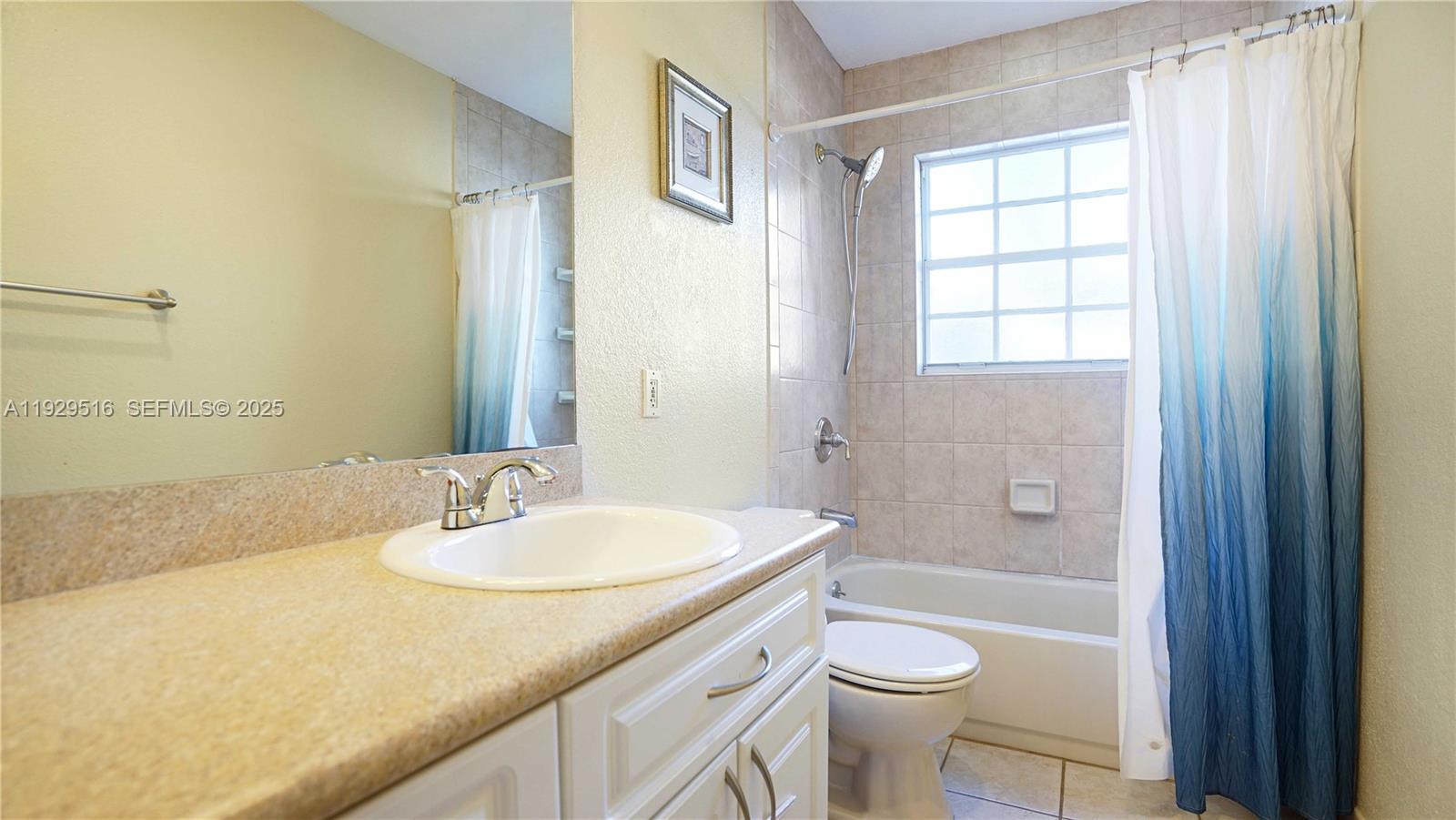 PASADENA LAKES SOUTH - Residential