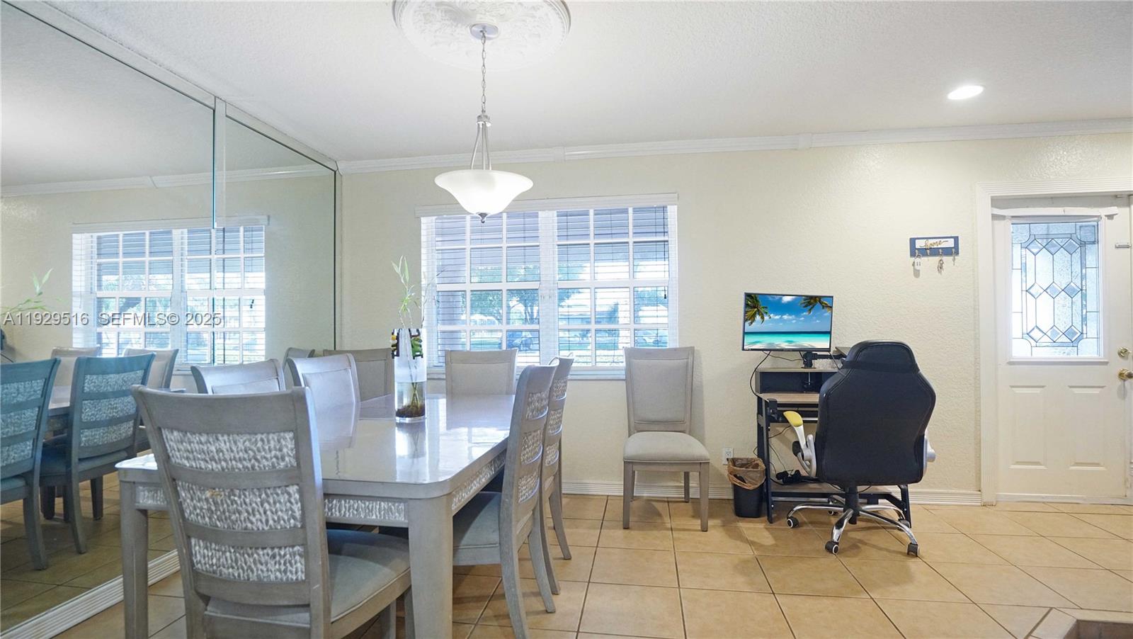 PASADENA LAKES SOUTH - Residential