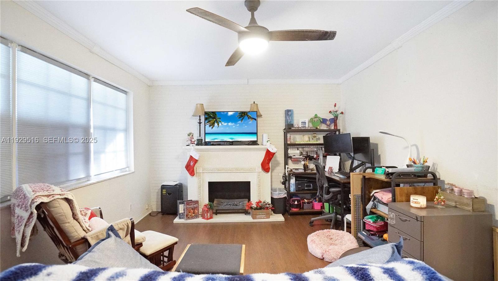 PASADENA LAKES SOUTH - Residential