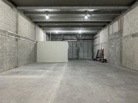 6991 NW 82nd Ave 11 Medley FL 33166