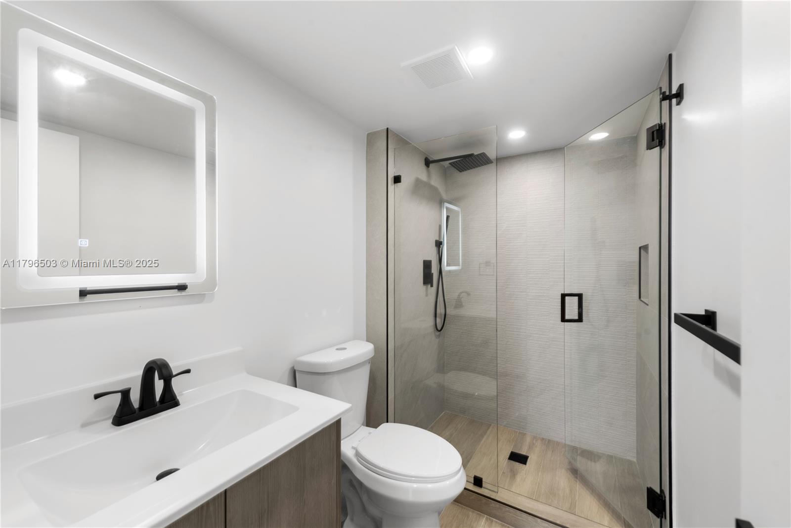 ARLEN HOUSE EAST CONDO - Residential