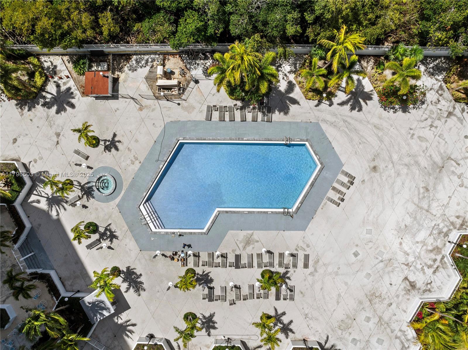 ARLEN HOUSE EAST CONDO - Residential