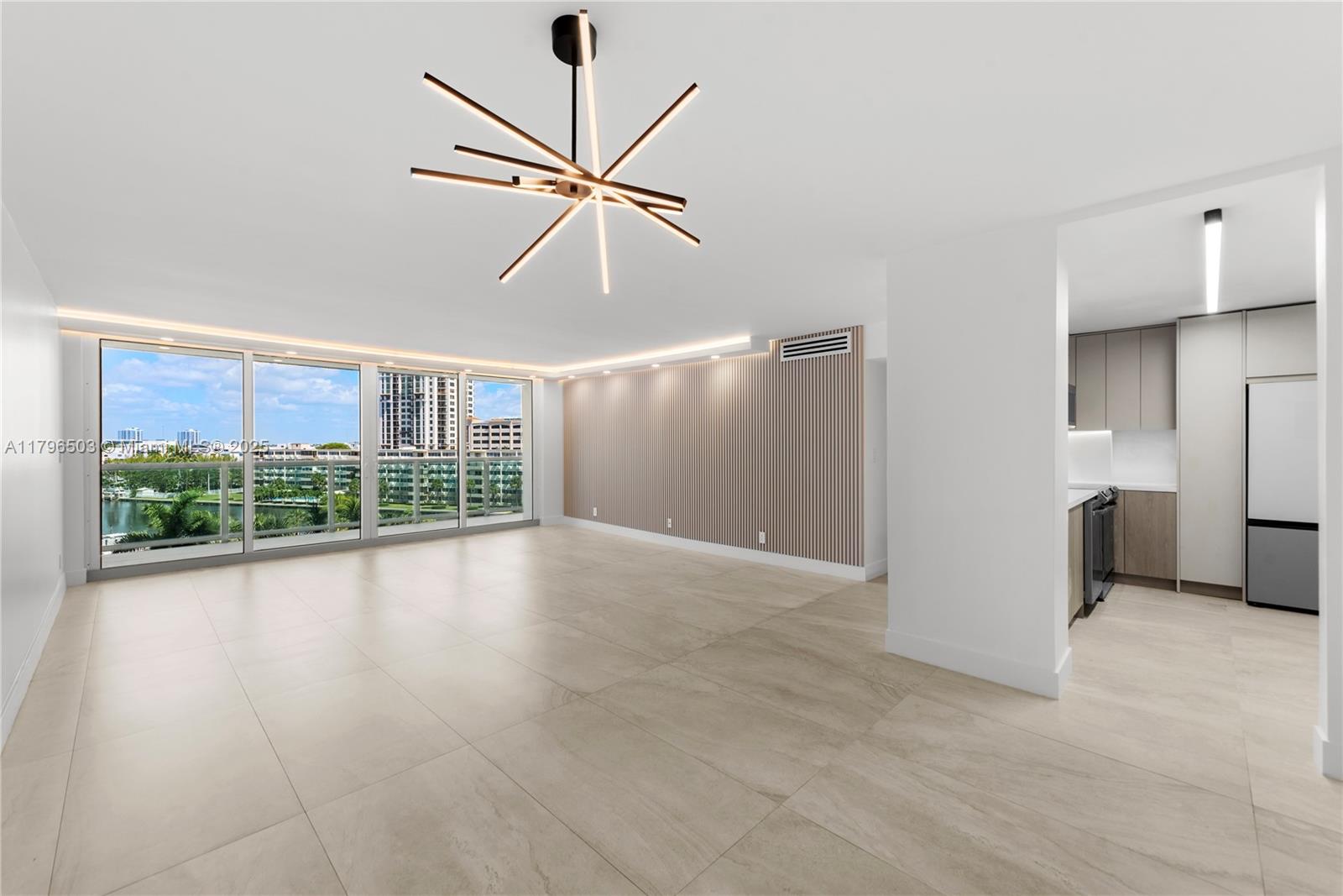 100 Bayview Dr 604