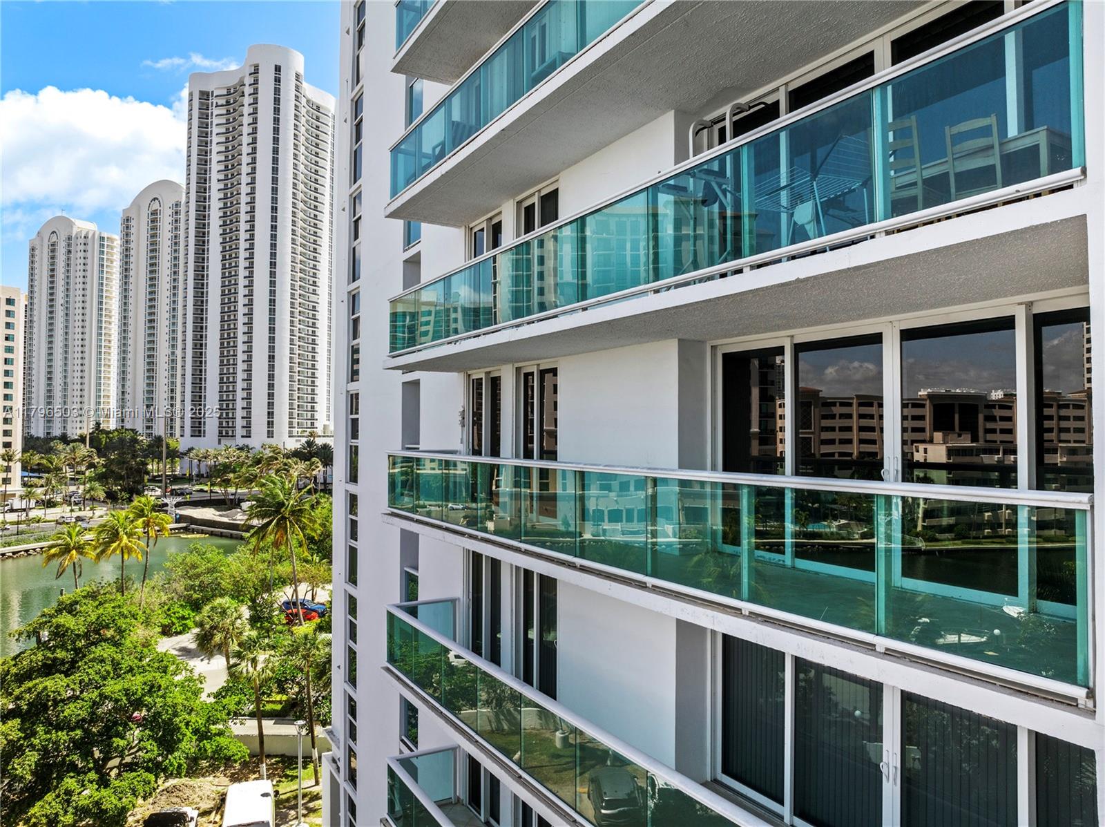 ARLEN HOUSE EAST CONDO - Residential