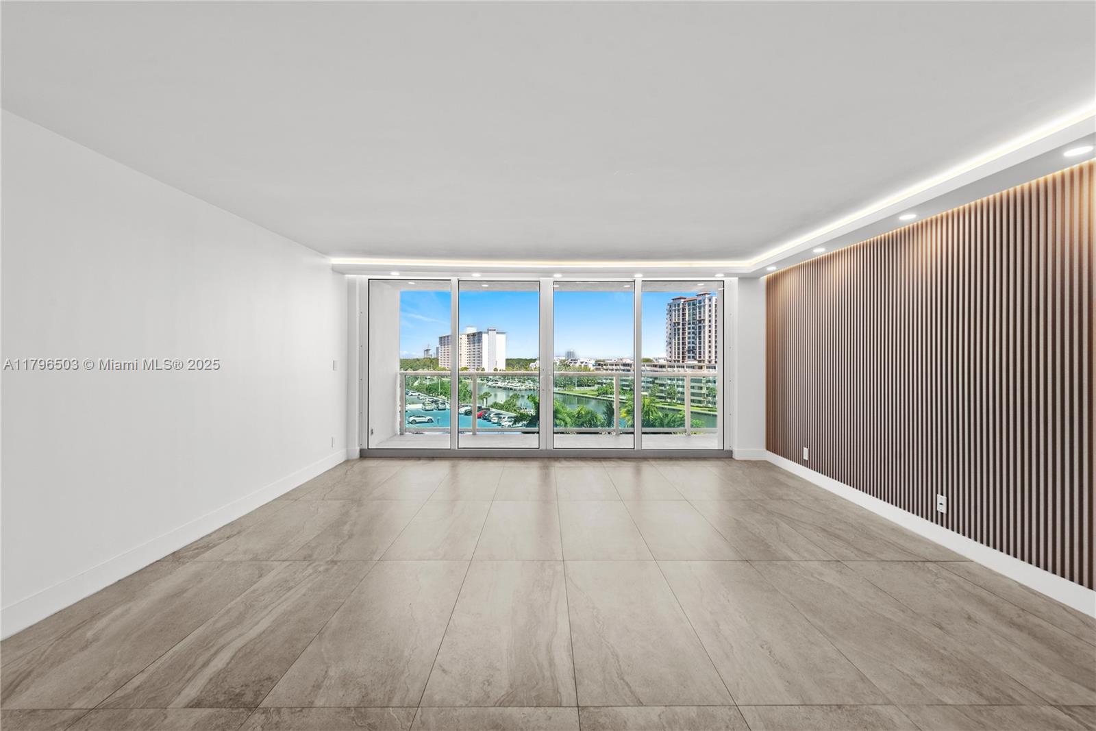 ARLEN HOUSE EAST CONDO - Residential