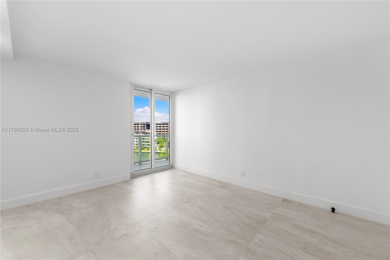 ARLEN HOUSE EAST CONDO - Residential