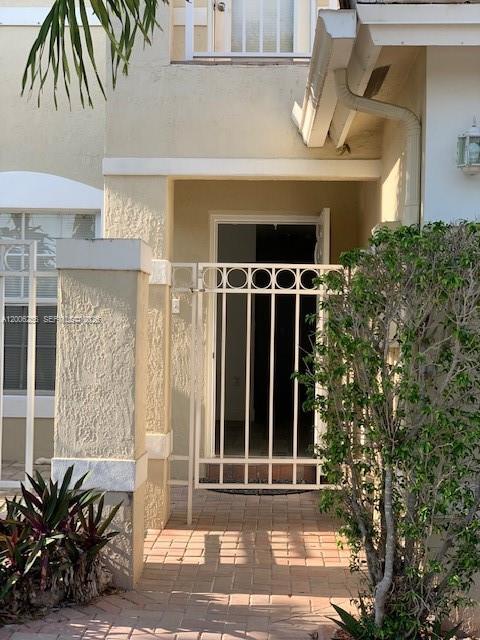 PEMBROKE ISLES 1 - Residential Lease