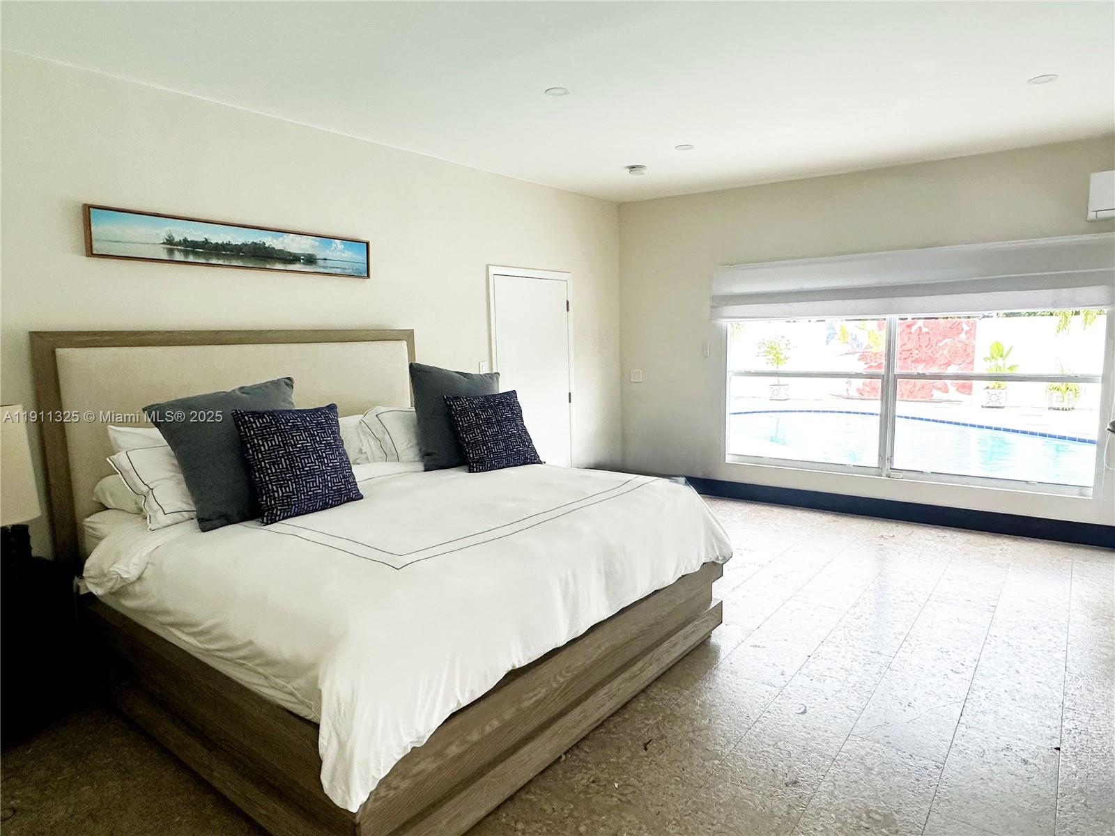 BAY HEIGHTS - Residential Lease