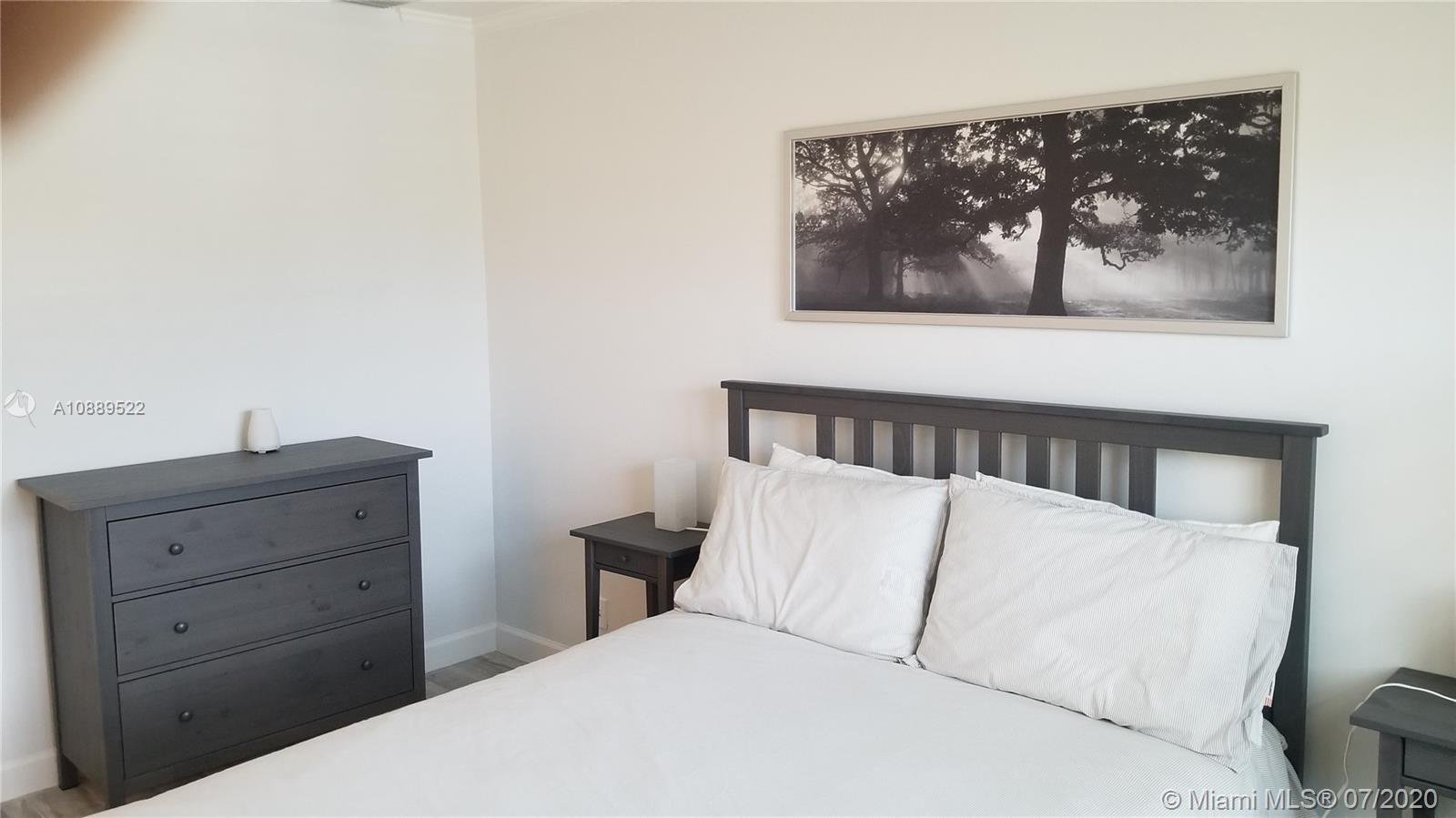 MIDDLE RIVER VILLAS CONDO - Residential Lease