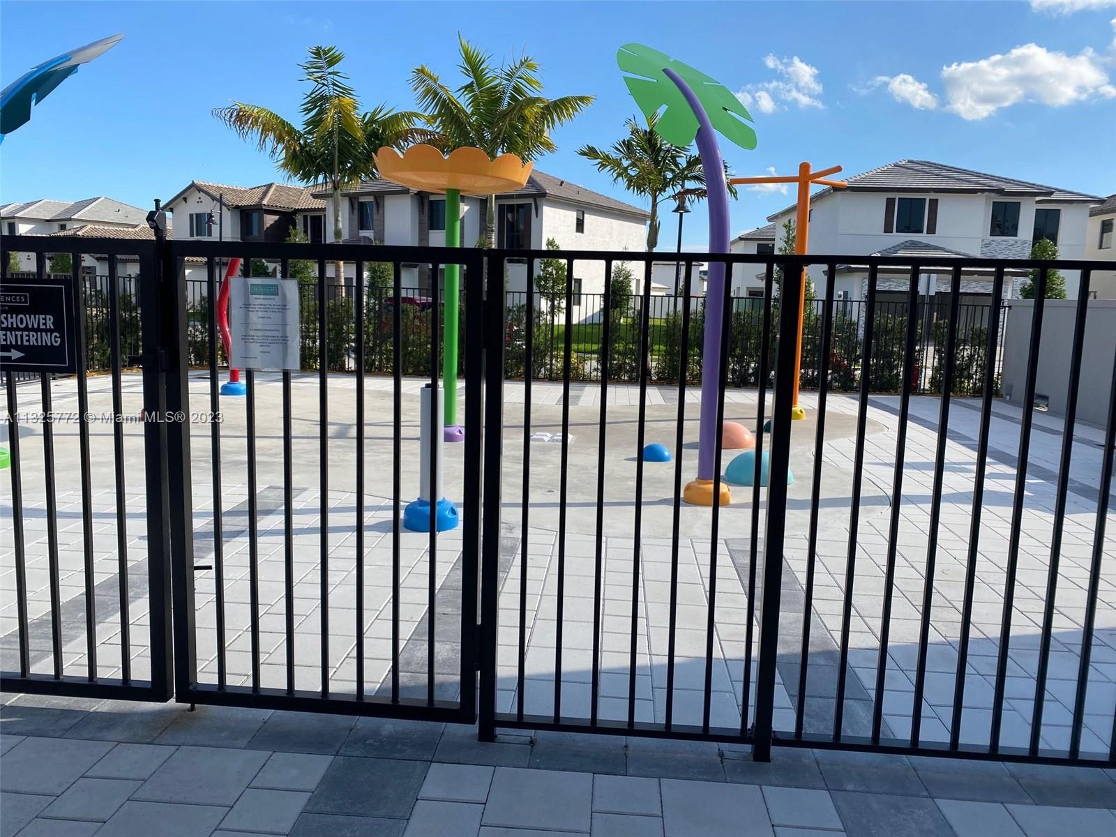 DOWNTOWN DORAL SOUTH PHAS - Residential Lease