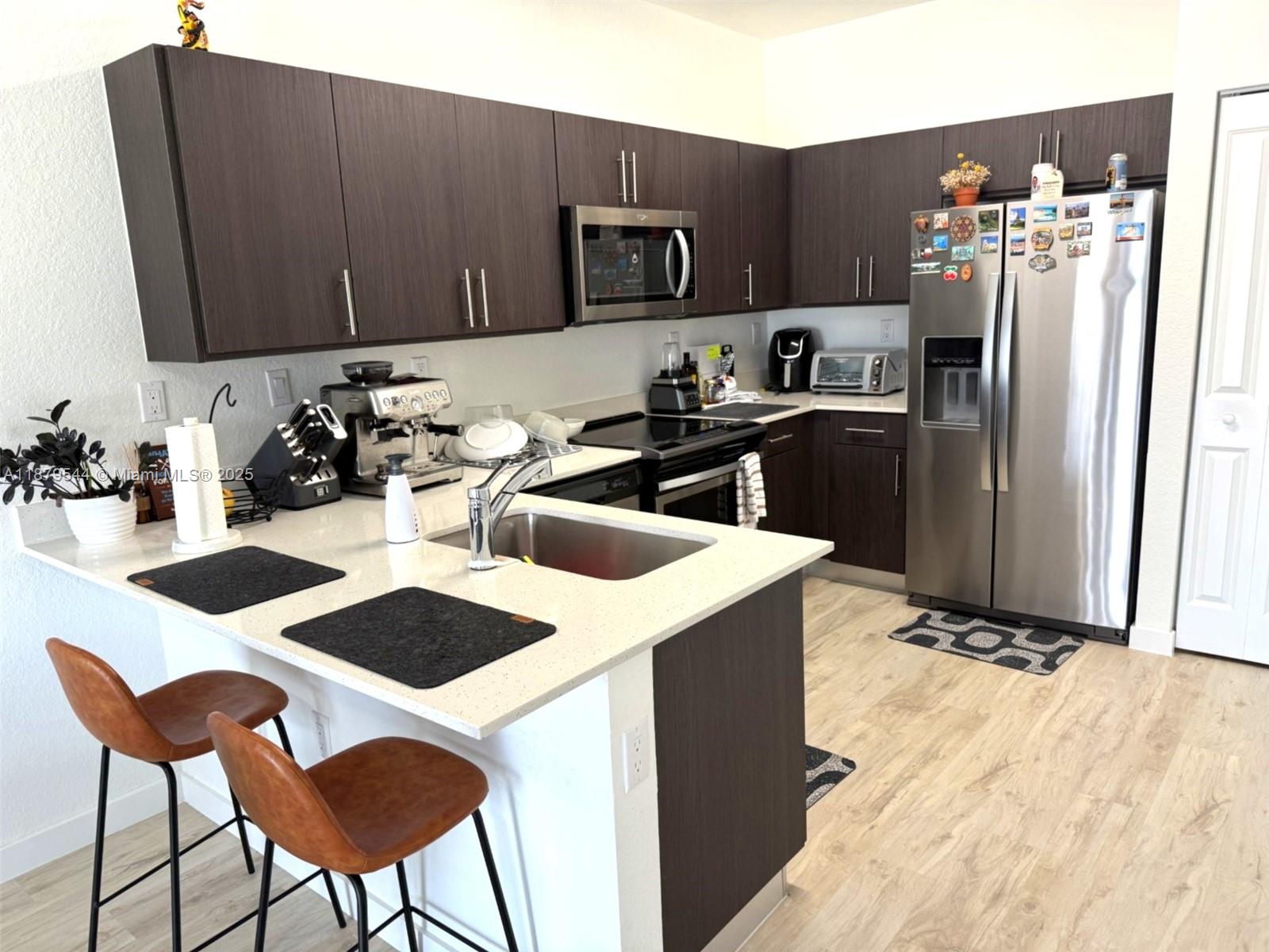 CENTURY PARK SOUTH - Residential Lease