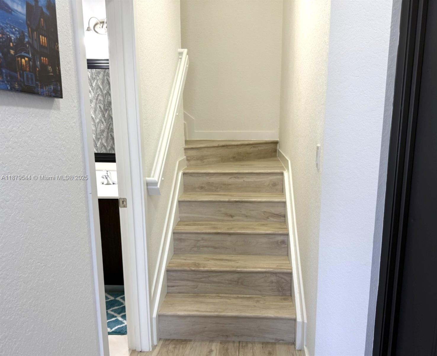 CENTURY PARK SOUTH - Residential Lease