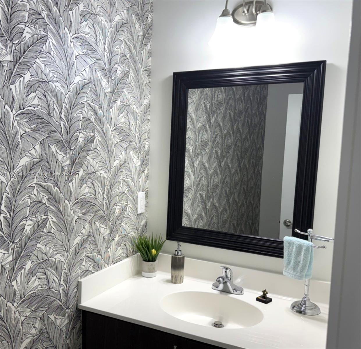 CENTURY PARK SOUTH - Residential Lease