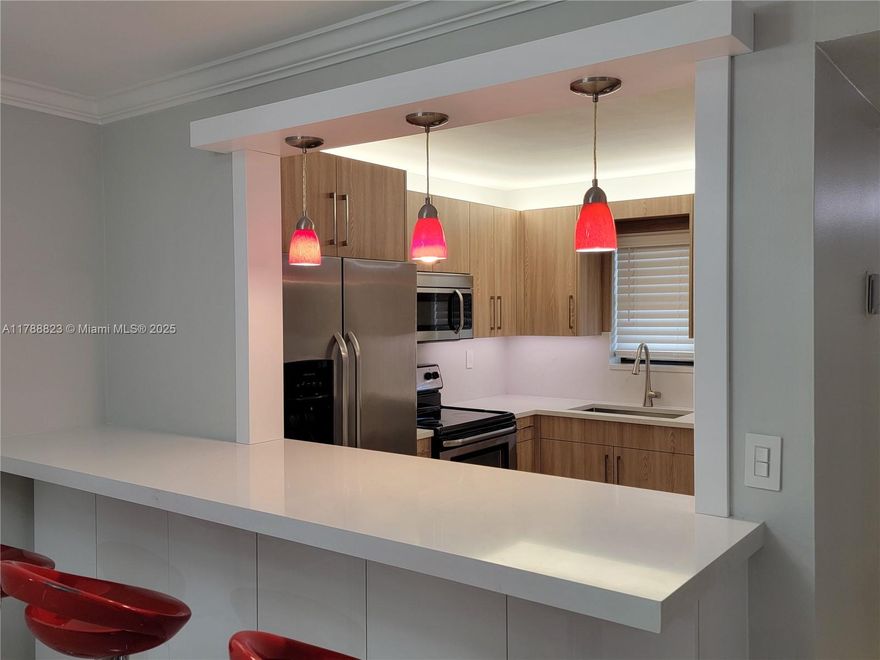 You’re going to love this bright and comfy 2/2 condo! It’s been updated with fresh paint, a brand-new kitchen, and laundry inside the unit. Tons of storage, and the patio has an amazing view you won’t want to miss. Super quiet neighbors and a great location close to everything — shops, restaurants, highways, and top schools. Just bring your stuff and move right in!
First, last, and security to move in. No pets and No smoking.