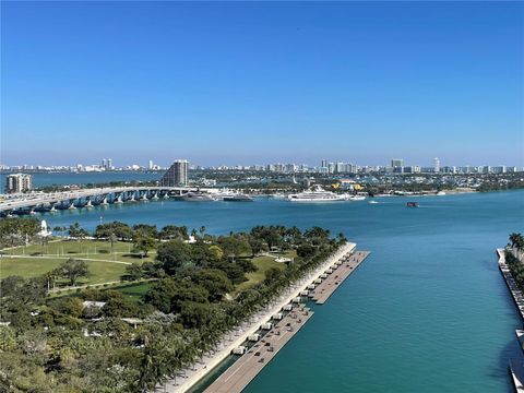 888 Biscayne Blvd 1907 Miami FL 33132