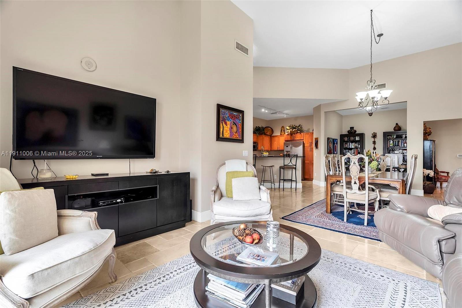 COLONNADE AT DADELAND SE - Residential